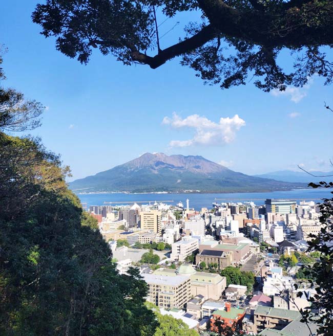 緑豊かな霧島市の風景